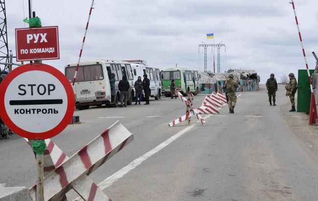 На Донбассе КПВВ переходят на осенний режим работы