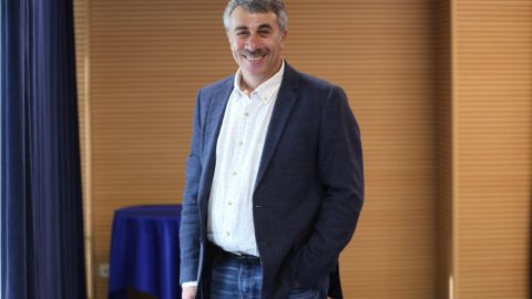 Нікуди не відступає: Комаровський розповів, коли коронавірус повернеться в Україну