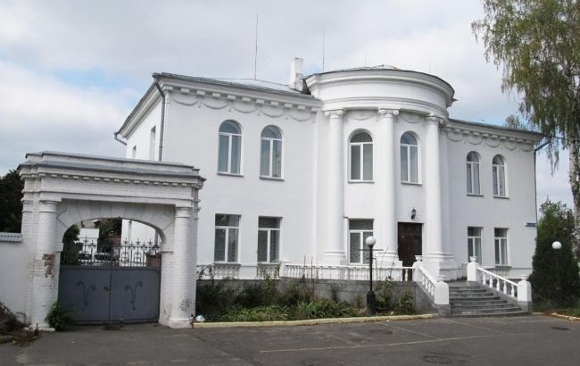 У Донецьку продають будинок за 1 мільйон доларів: підкреслить "добробут власника"
