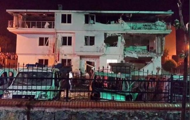 В Стамбуле напали на полицейский участок и охрану консульства США, есть пострадавшие