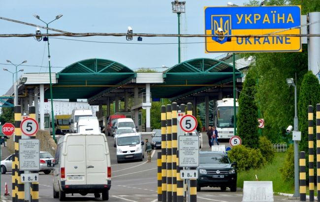 Словакия и Молдова открывают границу с Украиной, Венгрия пока нет
