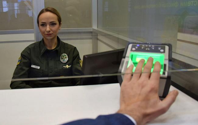 Біометричний контроль для росіян не торкнеться кримчан на адмінкордоні з Україною