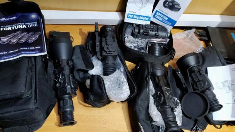 Іноземець намагався вивезти з України оптичні приціли на півмільйона гривень