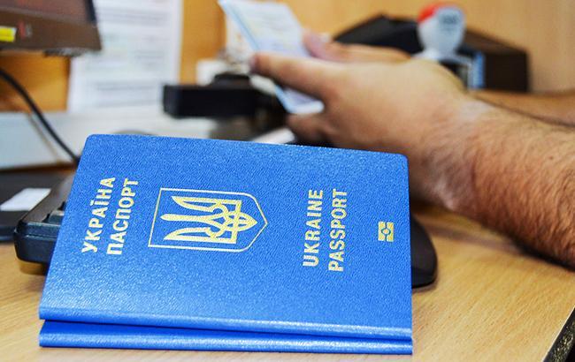 В Украине за 2017 год оформили 4 млн биометрических паспортов