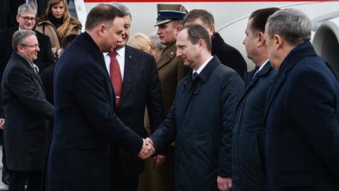 Порошенко начал встречу с президентом Польши в Харькове