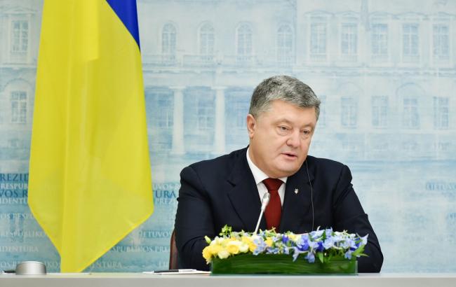 Будь-які "гібридні" варіанти миротворчої місії на Донбасі неприйнятні, - Порошенко