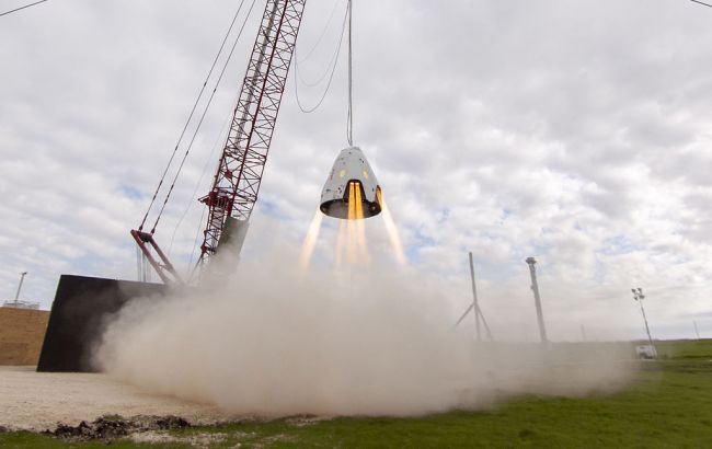 SpaceX провалила испытания для корабля Crew Dragon