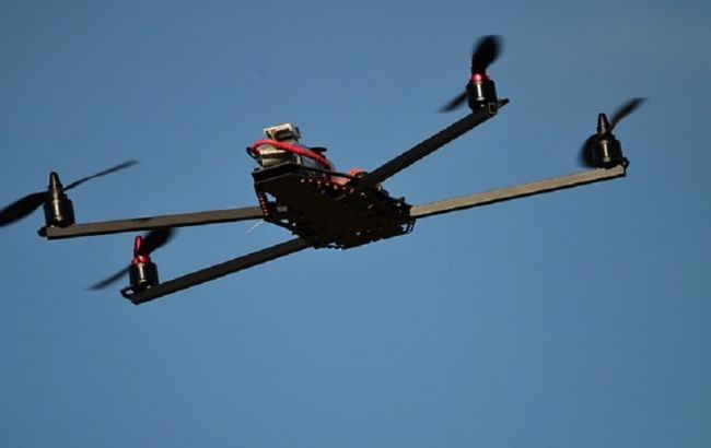 В Китае дроны отслеживали списывающих студентов