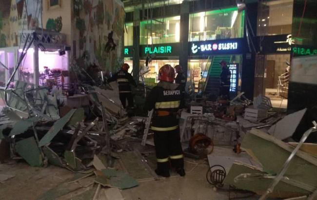 У Мінську в торговому центрі обвалилась стеля, є постраждала