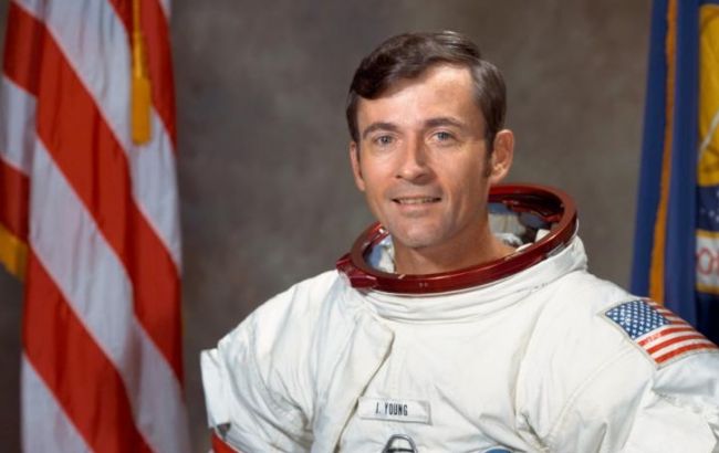 В США умер побывавший на Луне астронавт Джон Янг
