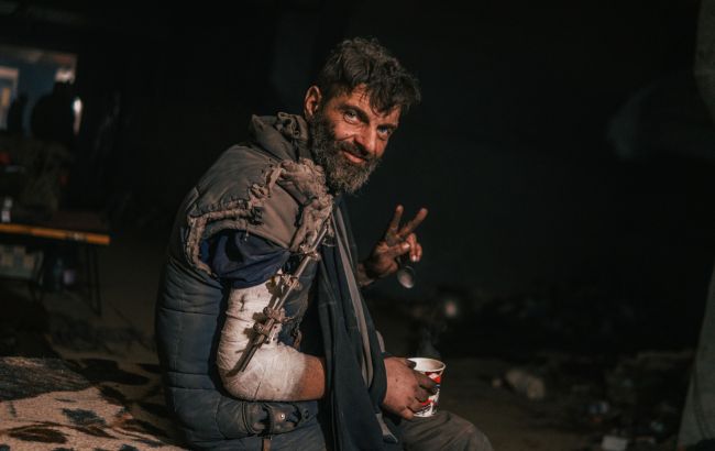 "Готовий віддати всі зібрані на лікування гроші": захисник Маріуполя просить звільнити з полону товариша