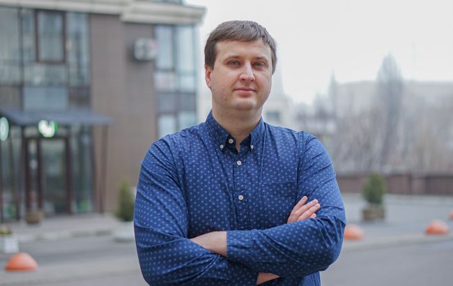 "Українці не поділяють думку "віддайте Донбас і війна закінчиться", &ndash; Антон Грушецький, КМІС