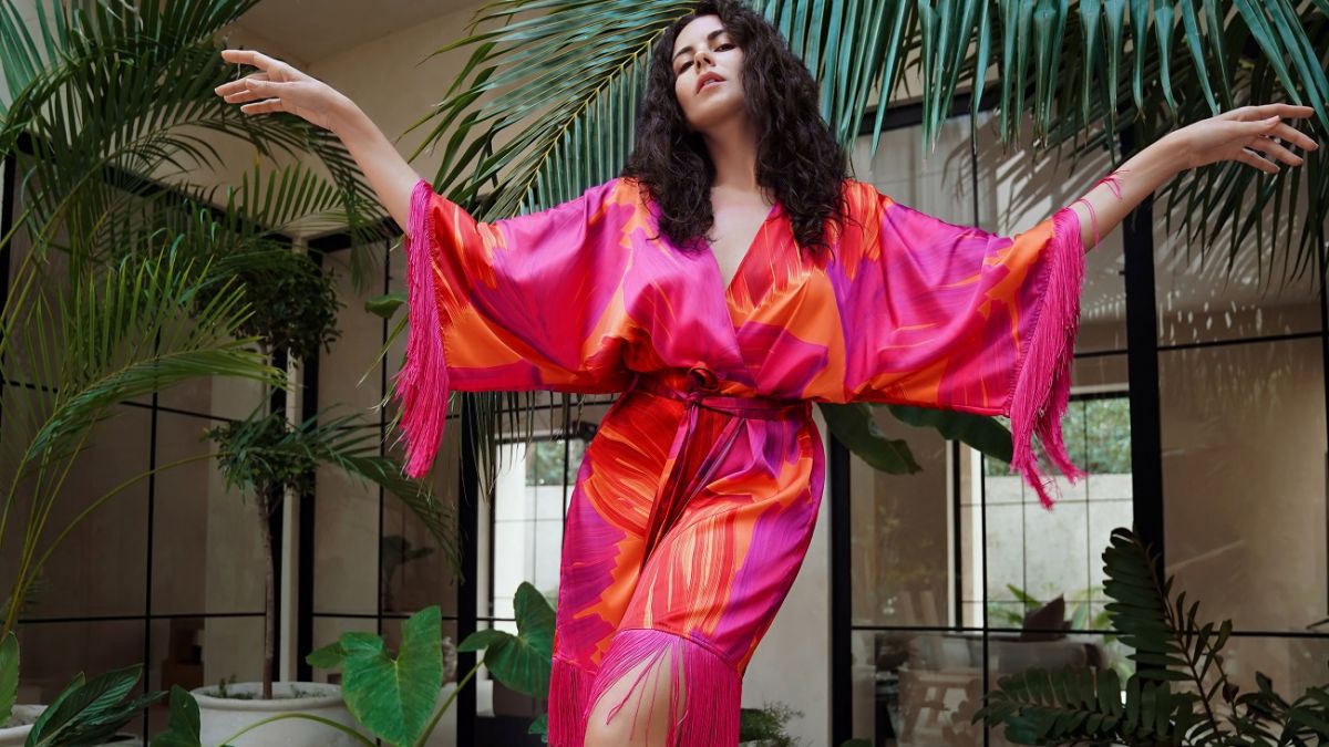 Бейне бағалар үшін кеңседегі секс