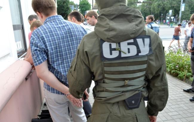 На Луганщині затримали бізнесмена, який платив податки в "ЛНР"