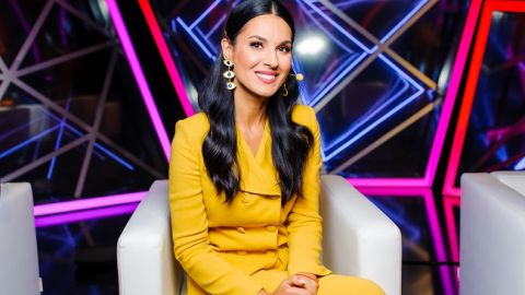 Маша Ефросинина примерила трендовый образ и поставила поклонников перед важным выбором