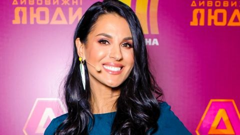 Чудо, как хороша: Маша Ефросинина восхитила кружевным нарядом (видео)