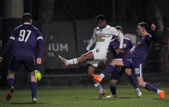 "Шахтер" неожиданно проиграл "Мариуполю" на сборах в Турции