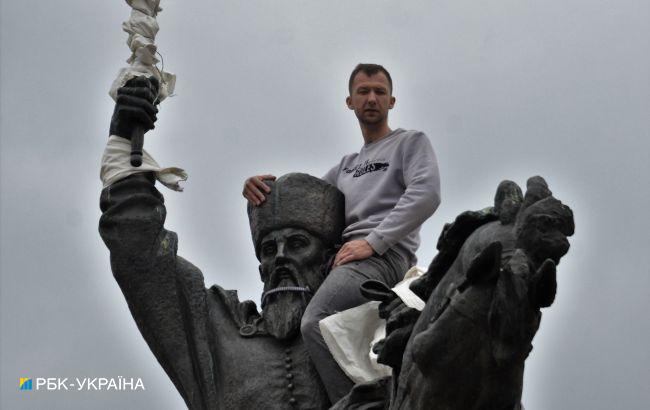 Культурный фронт. Как в Киеве защищают памятники и историю от России