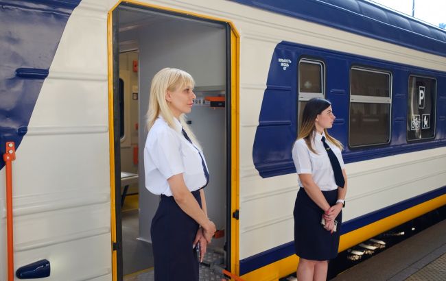 В поездах Укрзализныци запускают приятный бесплатный бонус к путешествиям: о чем речь