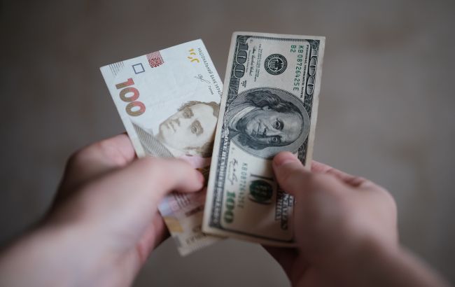 Средняя пенсия в Украине с начала года выросла на 15 долларов