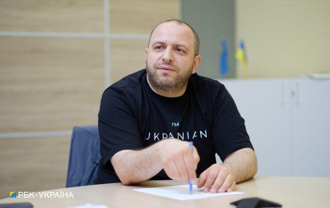 Умеров обсудил с главой Минобороны Германии военную поддержку Украины