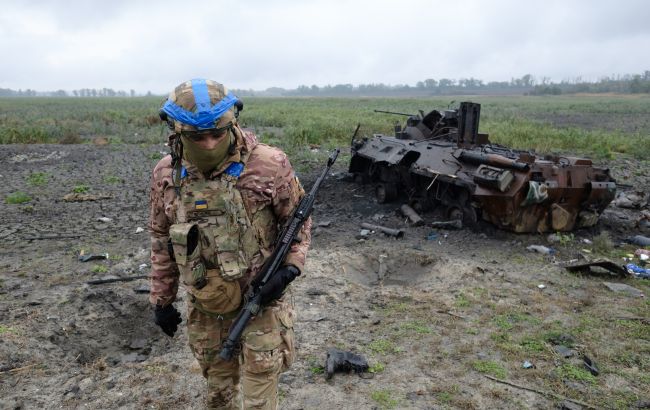 Лечение и транспорт. Какие льготы дают военным в Украине: полный список