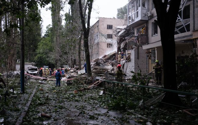 Этажи сложились. Клименко объяснил большое количество жертв удара по дому в Киеве