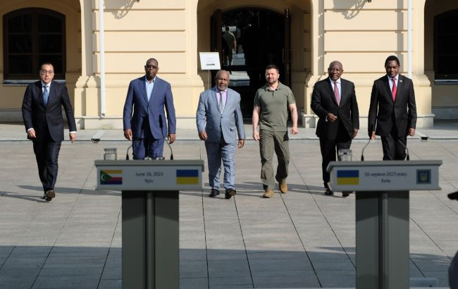 Ракетный удар по Киеву. У президента ЮАР сказали, что "не слышали сирен и взрывов"