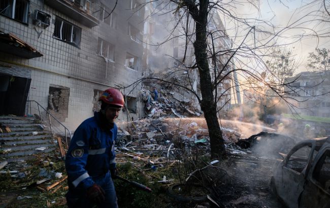 "Ракета пройшла дев'ять поверхів". Клименко назвав наслідки удару по Києву