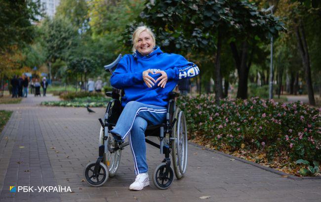 "Я такий, як ти". Як волонтери FRIDA Ukraine за підтримки Програми розвитку ООН допомагають постраждалим від мін та обстрілів