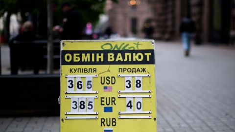 Доллар, евро, злотый: актуальный курс валют на 30 мая