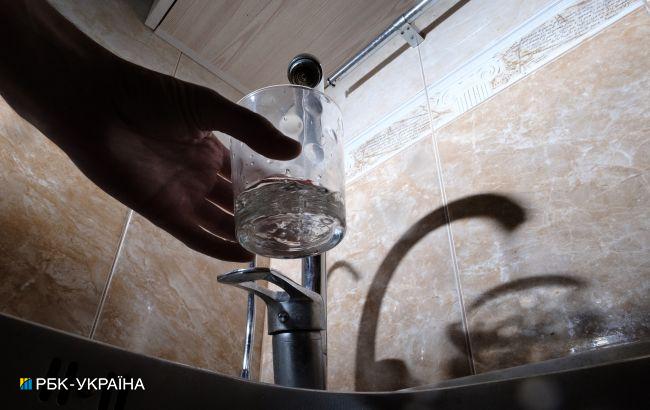Воду в Киеве начали подавать в дома на правом берегу
