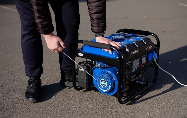 Литовцы купили генераторы и обогреватели для Украины. Первая партия уже отправлена