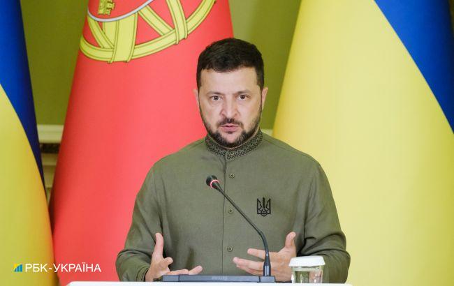 Зеленский провел Ставку исключительно по фронту