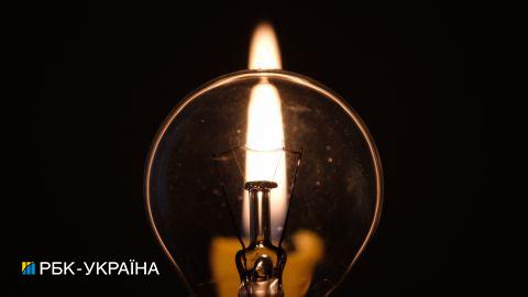 В Киеве сегодня снова будут отключать свет: когда и как работают графики