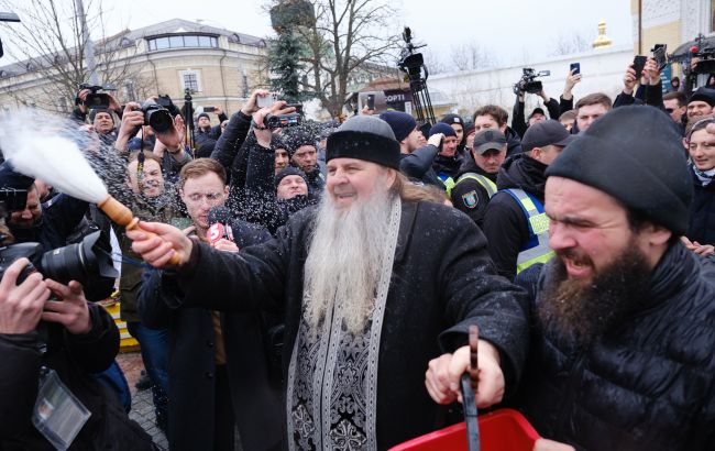 Церкви в Украине проверят на пропаганду идеологии "русского мира"