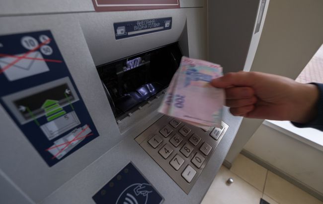 В каких банках украинцы хранят свои сбережения: свежий рейтинг