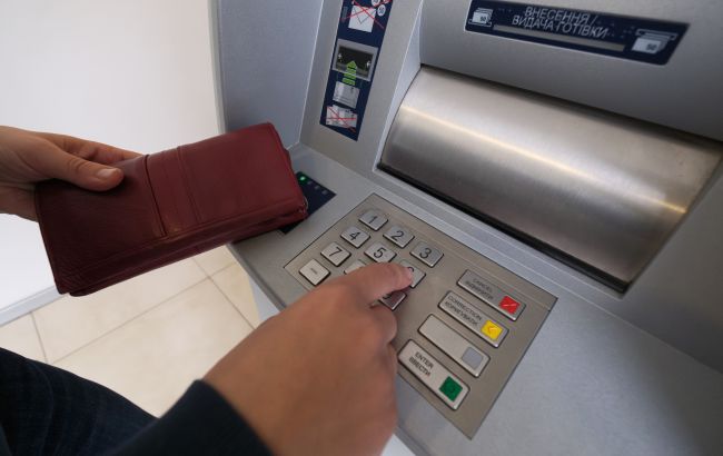 Вклади українців перевищили 1,3 трильйона гривень: у яких банках зберігають найбільше