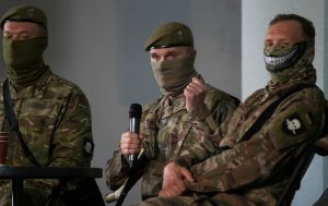 "Это не персонажи из фильмов, а реальные Герои". Бойцы ГУР встретились с молодежью в Киеве