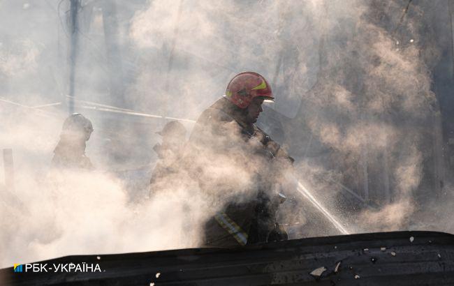 В Киеве 10 пострадавших из-за падения обломков на многоэтажку