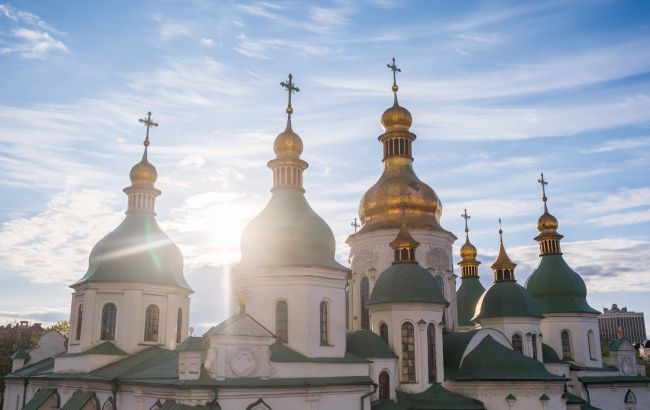 Фатальна прикмета чи випадковість? Чому перед війною впав хрест із Софійського собору