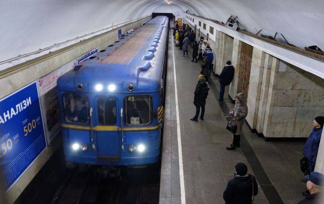 Скоро у київському метро можуть з'явитись "особливі" вагони для обраних: що відомо