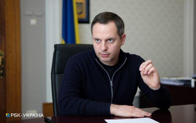 У Зеленського готові на компроміс з МВФ для введення податку на виведений капітал