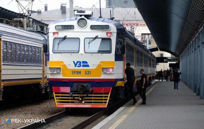 Киевская городская электричка снова курсирует по графику