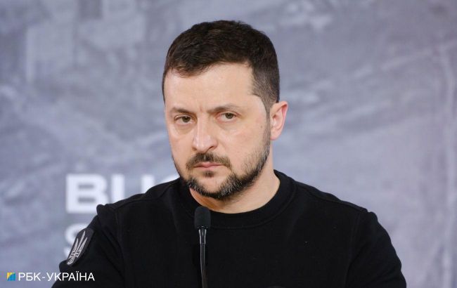 Зеленський заслухав доповідь Сирського і похвалив роботу військових на Донбасі