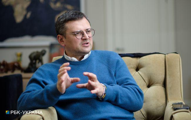 "Проблема в уряді". Глава МЗС закликав владу Німеччини прискорити постачання снарядів