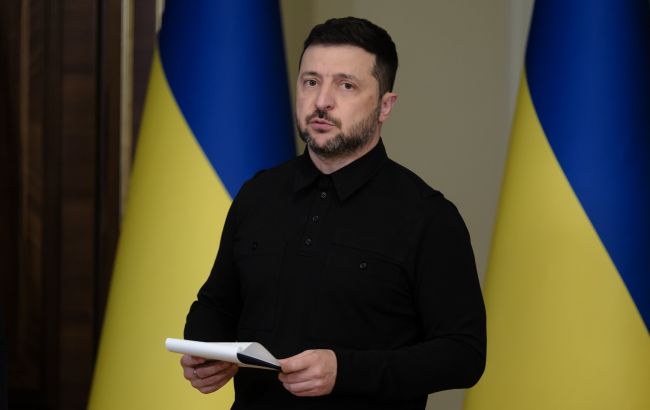 Зеленский ожидает проблем со светом: после 1-2 атак придется импортировать