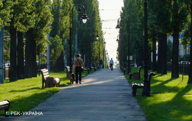 Дощі на заході та спека до +33: погода на завтра