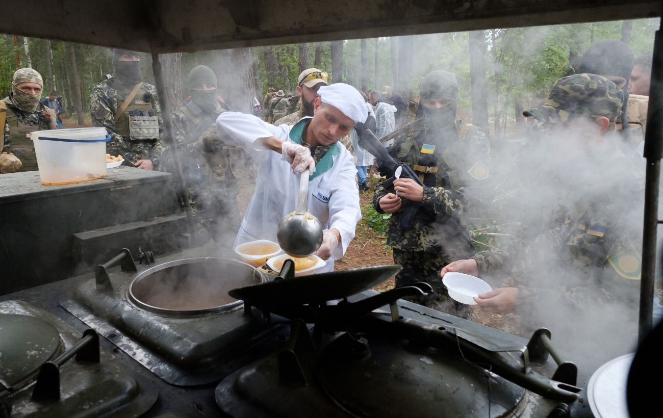 Без візитів до ТЦК і служба не на "нулі": топ "тилових" вакансій у ЗСУ