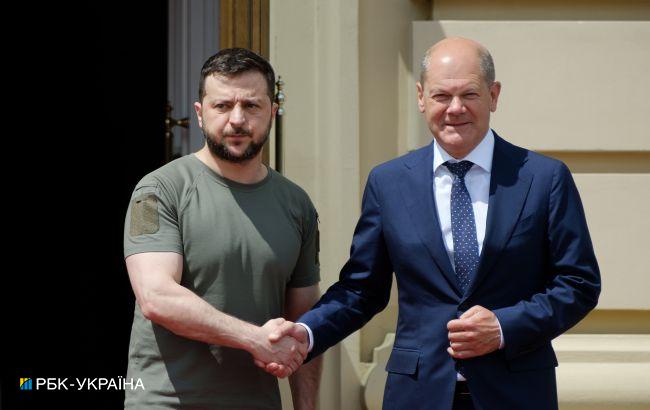 Зеленський провів переговори із Шольцем: подякував за потужний оборонний пакет
